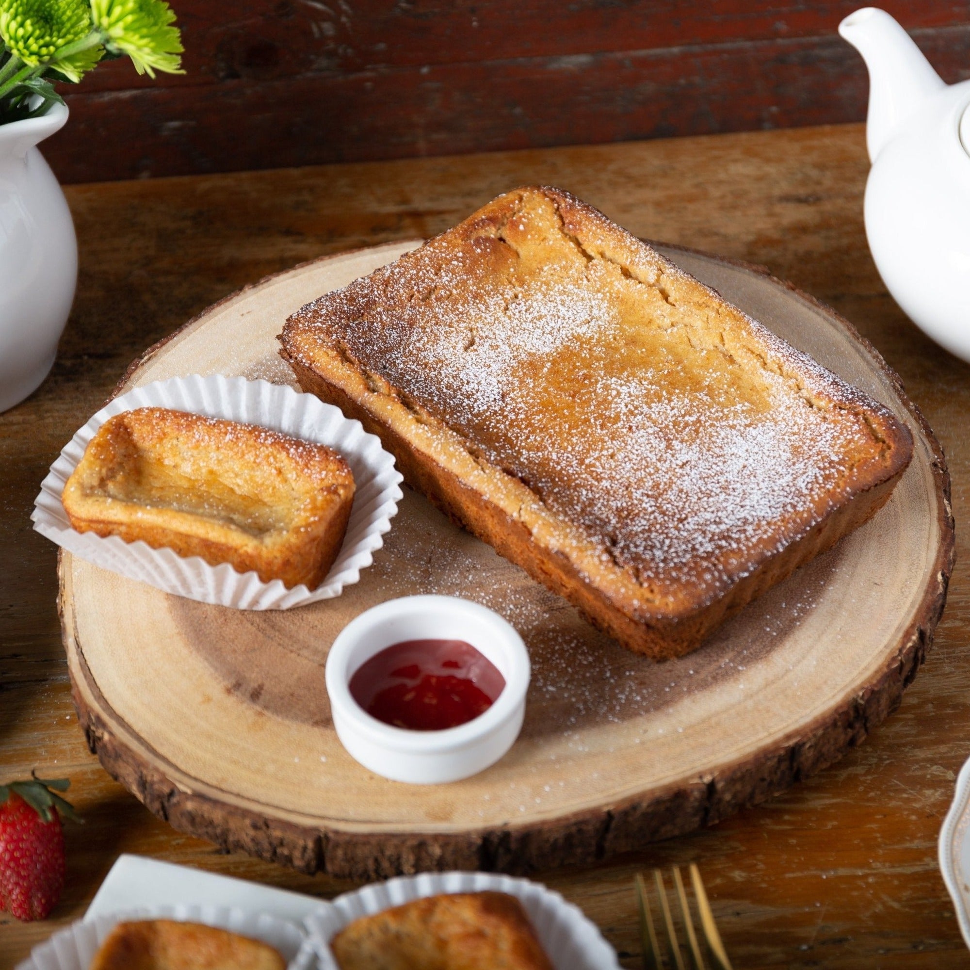 Bread abd Guava Cake - Familia Fine foods