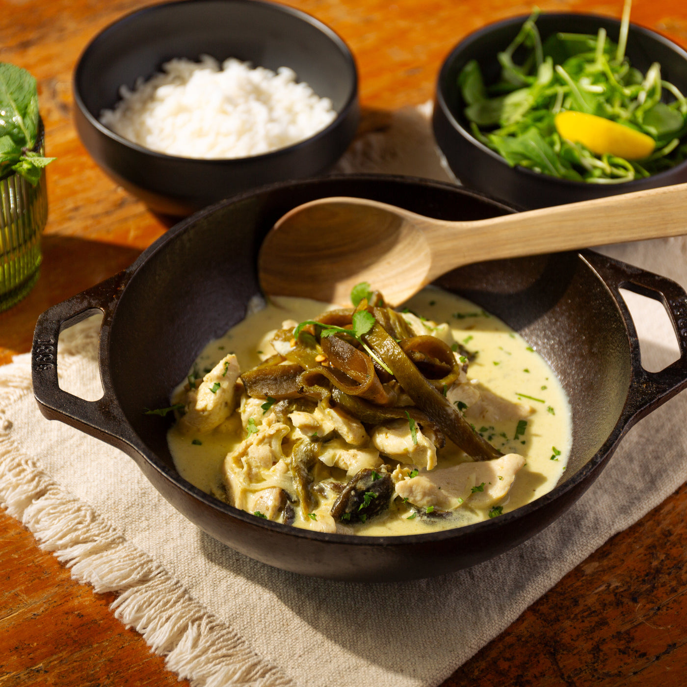 Chicken Rajas Poblanas (approx. 700g) – Familia Fine Foods Inc.