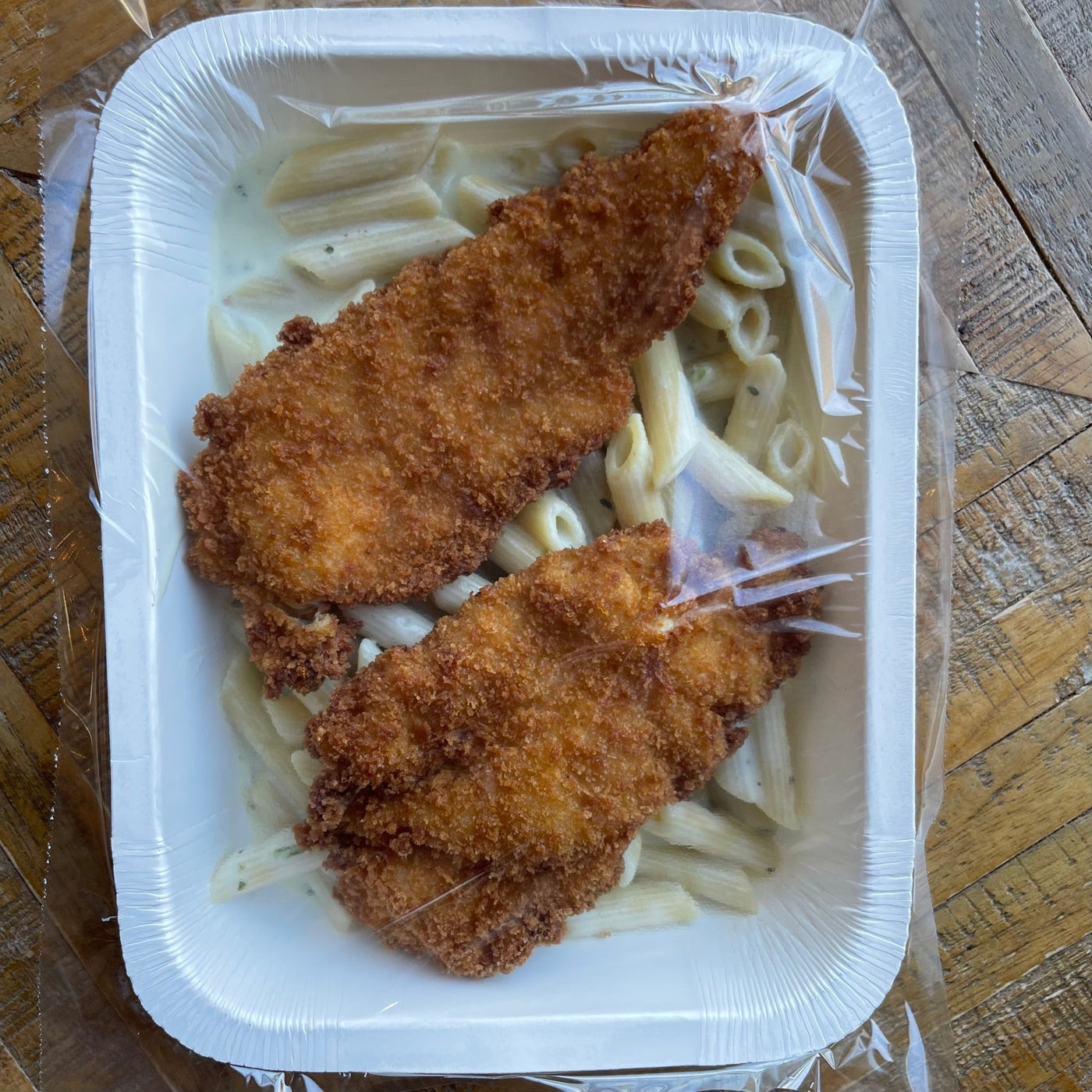 Chicken Tenders Milanese with Penne Alfredo (approx. 600g)