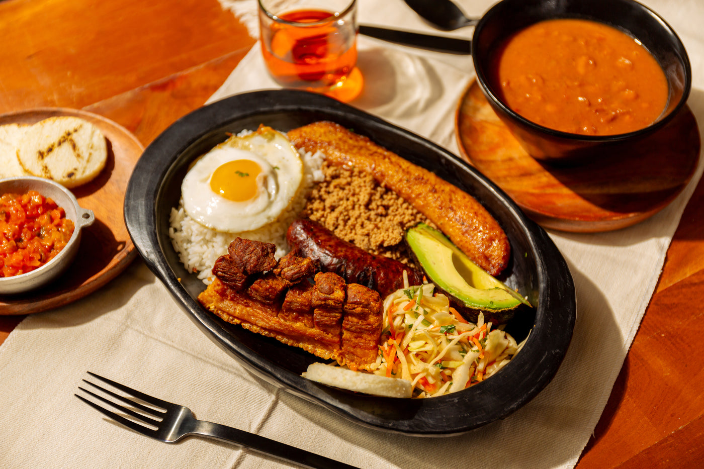 Bandeja Paisa VEGETARIANA | Restaurant – Familia Fine Foods Inc.